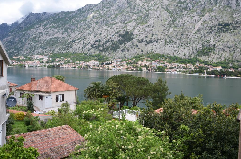 Apartmani Mizdrak Kotor Exterior foto